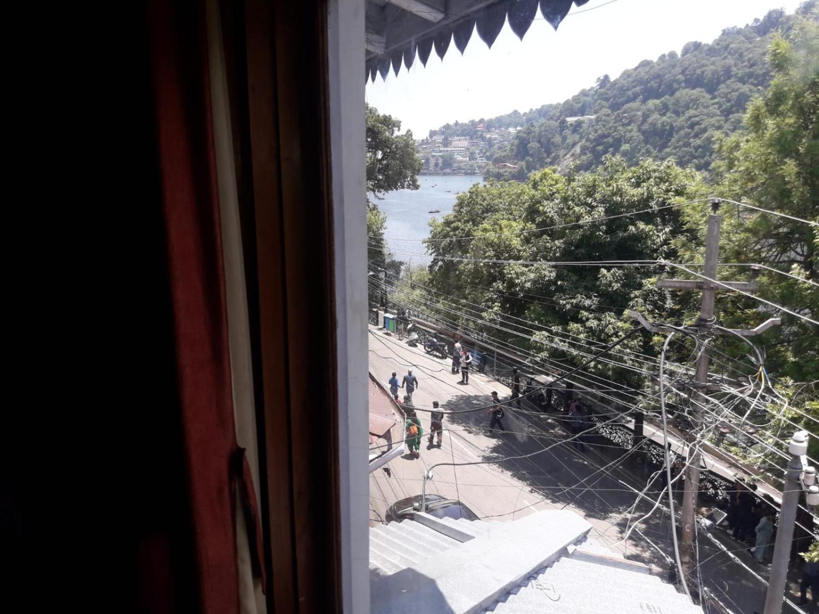 Stayapart I The Maple Residences - Lake Front Nainital Exterior foto