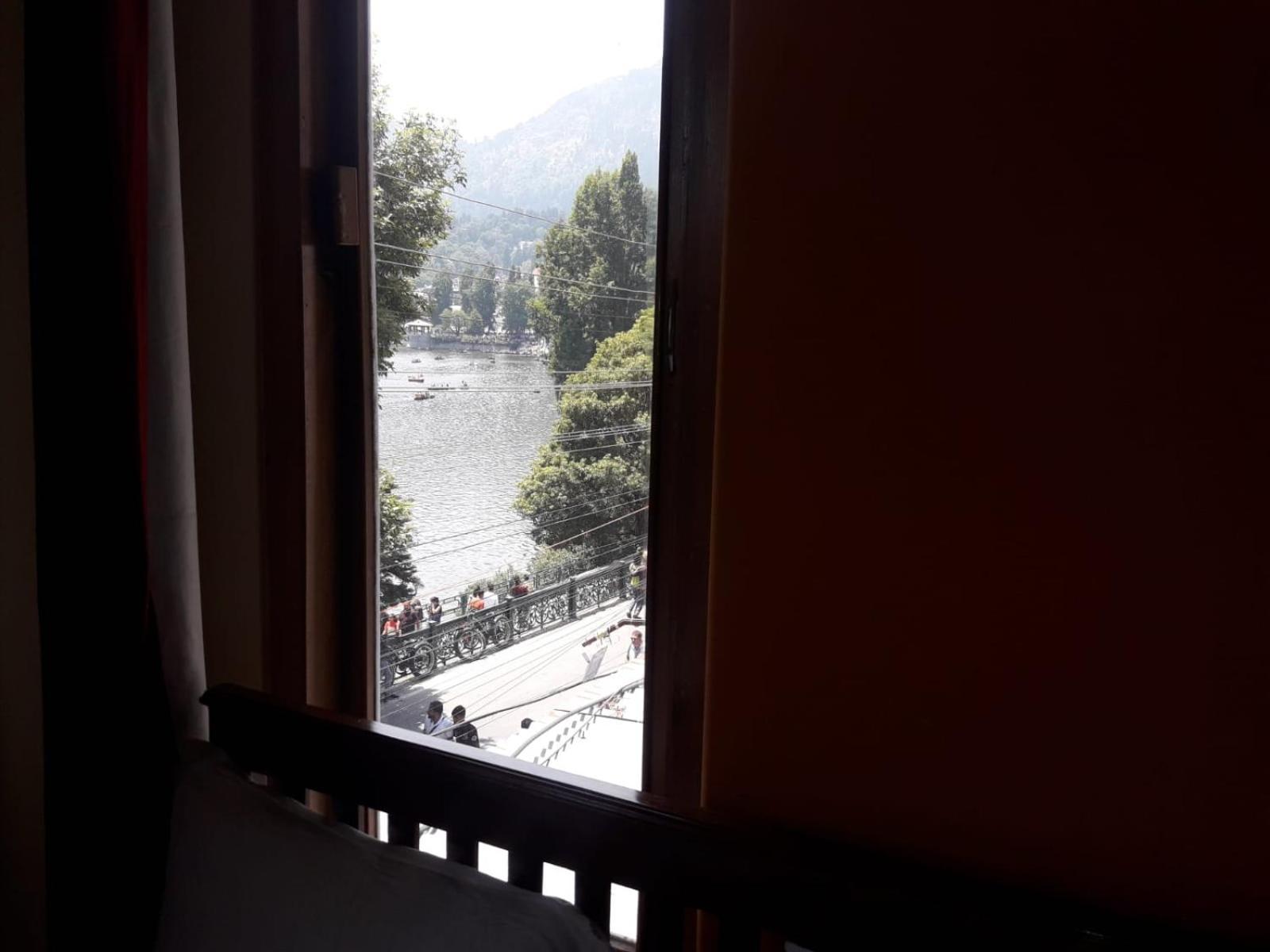 Stayapart I The Maple Residences - Lake Front Nainital Exterior foto